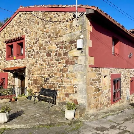 Casa En Aldea Frente A La Sierra De El Sueve Villa Colunga Exterior photo