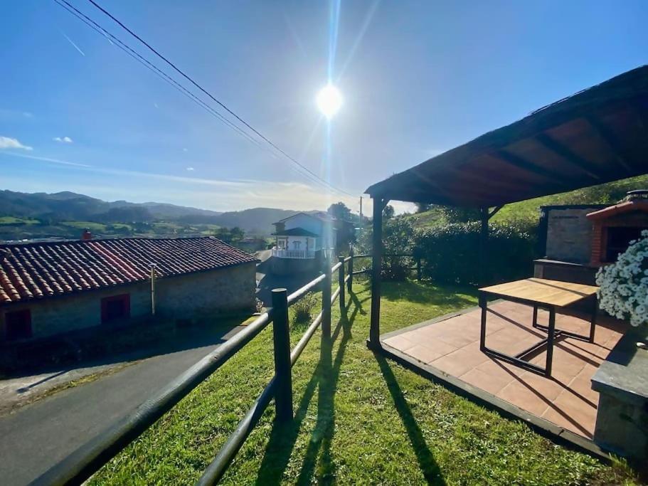 Casa En Aldea Frente A La Sierra De El Sueve Holiday home Colunga