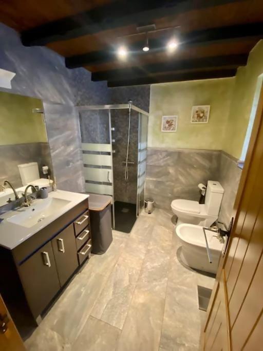 Holiday home Casa En Aldea Frente A La Sierra De El Sueve *